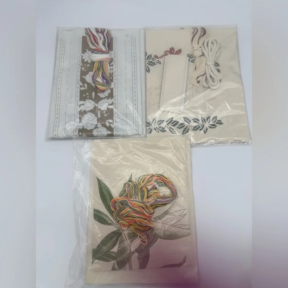 Lot Of 3 Vintage Charmin Creations Silk Screened Fabric Cross Stitch Pillow Kits - Picture 10 of 10